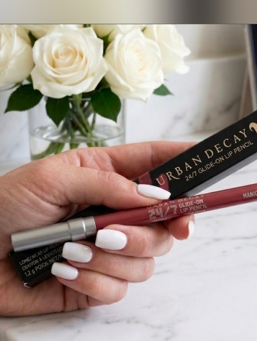 Urban Decay 24/7 Glide-On Lip Pencil - Shade: Manic | Read Description